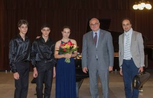 КУЛТУРА ВСЕКИ ДЕН Татяна Капричева Нов проект на братя Зайранови Култура всеки ден КУЛТУРА ВСЕКИ ДЕН Нов проект на братя Зайранови