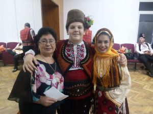КУЛТУРА ВСЕКИ ДЕН Татяна Капричева Култура всеки ден Варненски таланти пяха на награждаването на Калинка Вълчева КУЛТУРА ВСЕКИ ДЕН Варненски таланти пяха на награждаването на Калинка Вълчева