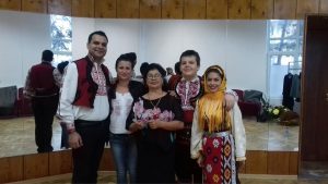 КУЛТУРА ВСЕКИ ДЕН Татяна Капричева Култура всеки ден Варненски таланти пяха на награждаването на Калинка Вълчева КУЛТУРА ВСЕКИ ДЕН Варненски таланти пяха на награждаването на Калинка Вълчева