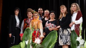КУЛТУРА ВСЕКИ ДЕН Татяна Капричева Култура всеки ден Варненски таланти пяха на награждаването на Калинка Вълчева КУЛТУРА ВСЕКИ ДЕН Варненски таланти пяха на награждаването на Калинка Вълчева