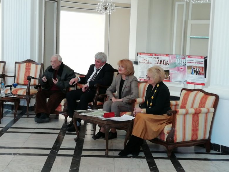 КУЛТУРА ВСЕКИ ДЕН Татяна Капричева Опера в Летния театър Култура всеки ден КУЛТУРА ВСЕКИ ДЕН Опера в летния театър